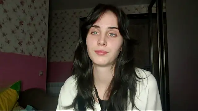 Hervell Motti online show from November 2025 04:39:01 PM