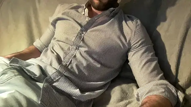 Pmendes98 online show from February 2026 06:44:01 PM