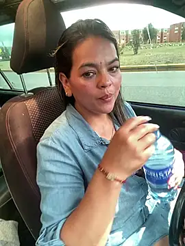 tasha velvet online show from March 2026 06:52:01 PM