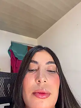 Anna Bitch Disgusting online show from July 2026 04:43:02 AM