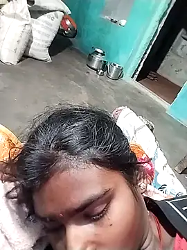 Big Lovexx online show from January 2026 08:00:01 PM