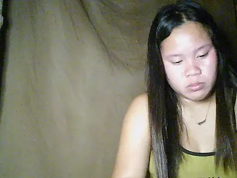 mia kittykitty online show from November 2025 05:39:01 PM