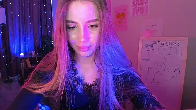 Aurora Glow21 online show from March 2026 12:20:02 PM