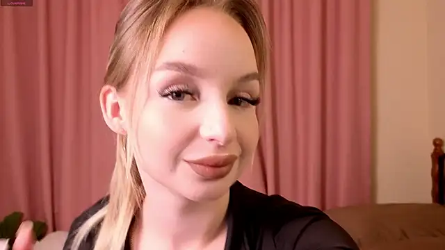 Snapshot of KatrinBlond chatting on November 2025 05:24:01 AM KatrinBlond online show from November 2025 05:24:01 AM