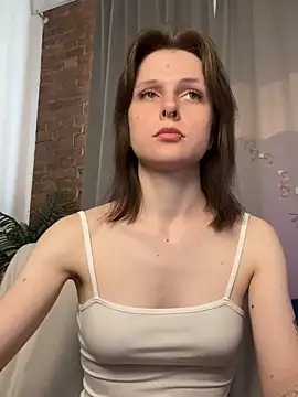 Shy Vivi online show from June 2026 01:15:01 PM