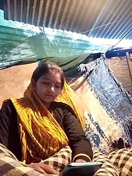 yanuw online show from November 2025 01:20:02 AM