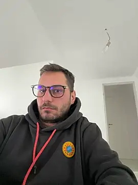 Snapshot of brrratan chatting on November 2025 12:44:02 PM brrratan online show from November 2025 12:44:02 PM