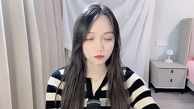 Snapshot of BoiI2u chatting on November 2025 03:22:01 PM BoiI2u online show from November 2025 03:22:01 PM