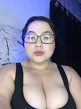 Sweety chloe online show from June 2026 11:09:02 PM