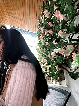 Irina Fernandez online show from November 2025 04:08:02 PM