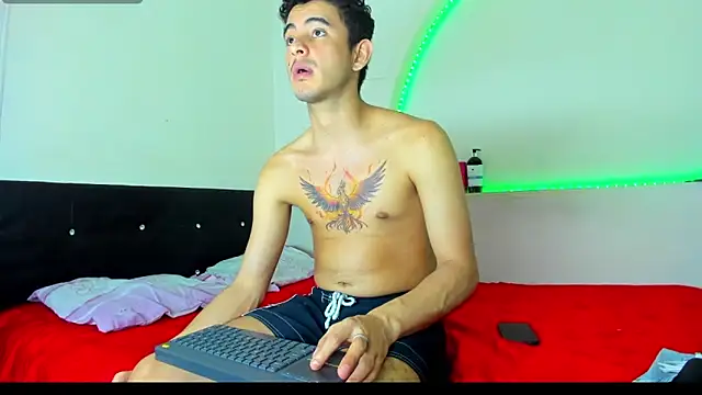 kaiborman00 online show from February 2026 02:51:01 AM