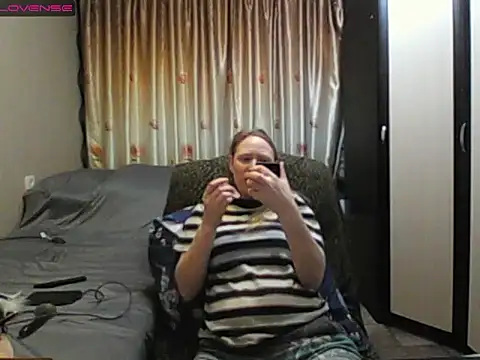 JenniDeep online show from April 2026 07:15:02 PM