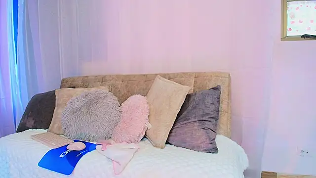 lizzy kane online show from February 2026 08:08:02 PM