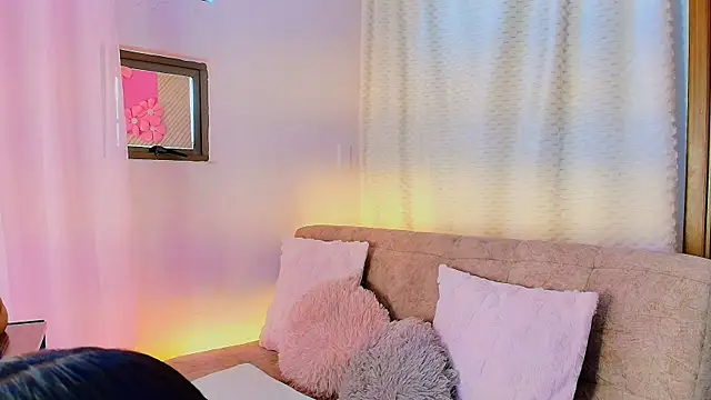 lizzy kane online show from March 2026 08:09:01 PM