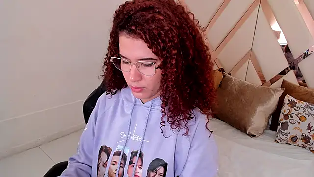 avrilwaynee online show from January 2026 11:56:02 AM