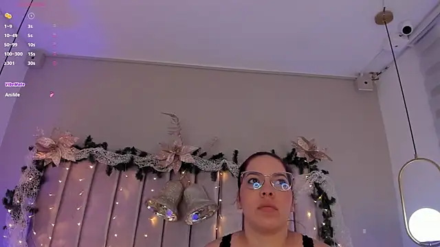 Snapshot of AnnaNoval_10 chatting on November 2025 12:27:02 PM AnnaNoval 10 online show from November 2025 12:27:02 PM