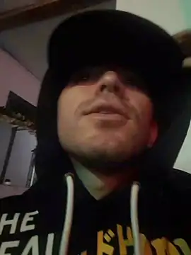 Snapshot of BryanTowers chatting on November 2025 02:50:01 AM BryanTowers online show from November 2025 02:50:01 AM