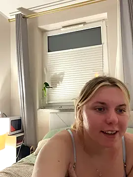 Nallinee online show from November 2025 07:40:03 PM