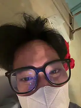 Snapshot of MEFUN- chatting on November 2025 05:46:01 PM MEFUN- online show from November 2025 05:46:01 PM