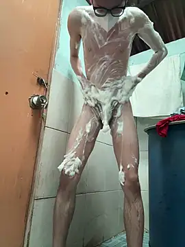 Snapshot of MEFUN- chatting on November 2025 05:51:01 AM MEFUN- online show from November 2025 05:51:01 AM