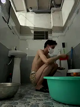 Snapshot of MEFUN- chatting on November 2025 01:33:02 PM MEFUN- online show from November 2025 01:33:02 PM