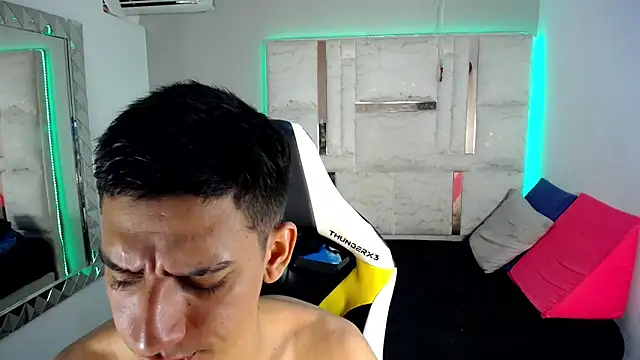 Snapshot of HARD_GROUPP_ chatting on November 2025 03:42:02 AM HARD GROUPP online show from November 2025 03:42:02 AM