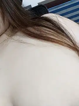 MysaLy2k online show from April 2026 05:52:01 PM