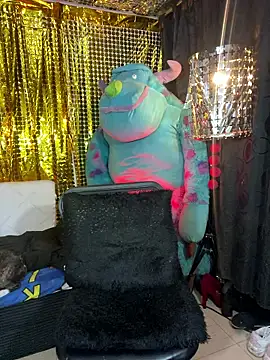 PAULAWIMD online show from February 2026 03:34:02 AM