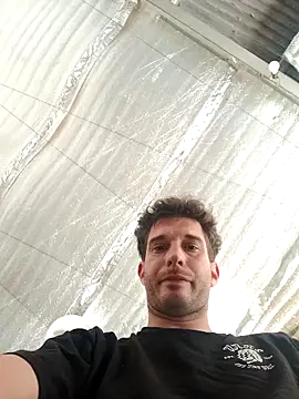 Snapshot of _____-AAAZZZ999000____A chatting on November 2025 02:17:02 PM -AAAZZZ999000 A online show from November 2025 02:17:02 PM