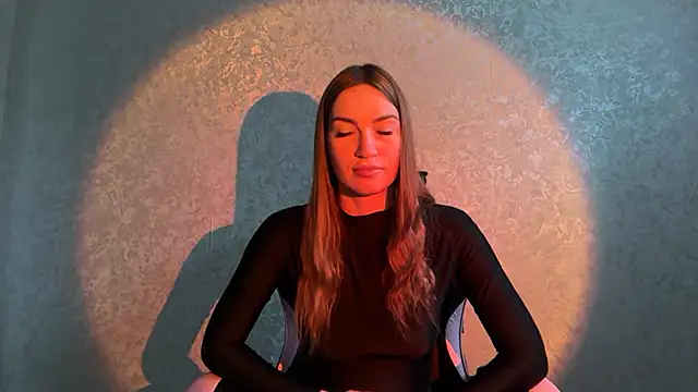 lisababy a online show from November 2025 09:20:02 AM