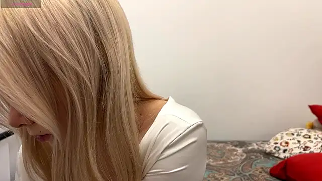 Snapshot of RekaNoWay chatting on November 2025 05:05:01 AM RekaNoWay online show from November 2025 05:05:01 AM