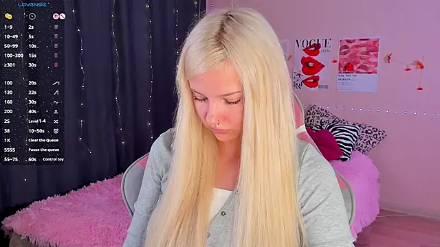 Snapshot of murmurmiace chatting on November 2025 06:41:02 AM murmurmiace online show from November 2025 06:41:02 AM