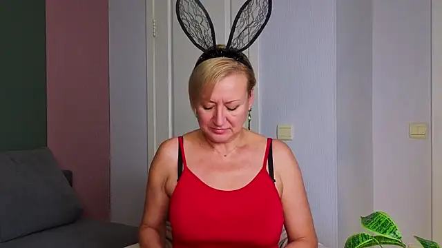 JessyMor online show from November 2025 04:28:02 PM