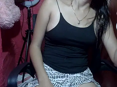 Snapshot of Exotic_Pinay18 chatting on July 2026 08:34:02 AM Exotic Pinay18 online show from July 2026 08:34:02 AM