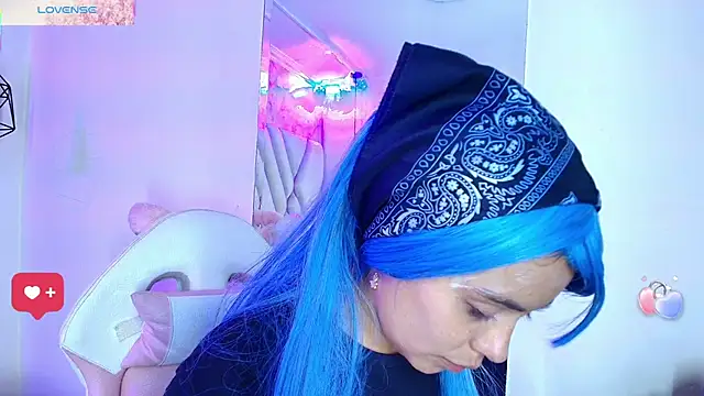 tsuky nekoo online show from November 2025 02:10:01 AM