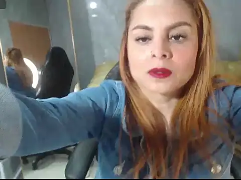 Gracelove a online show from November 2025 07:35:02 PM