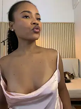 vanestraus online show from March 2026 10:47:02 PM