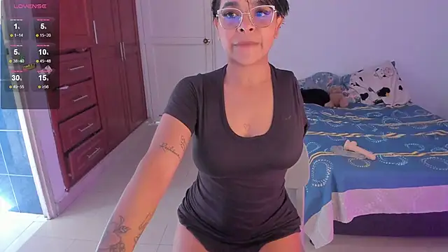 Tatiana-Jaaramillo online show from April 2026 03:27:01 PM