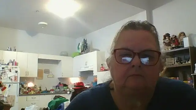 Snapshot of TiguhguhrsRose chatting on November 2025 03:50:02 AM TiguhguhrsRose online show from November 2025 03:50:02 AM