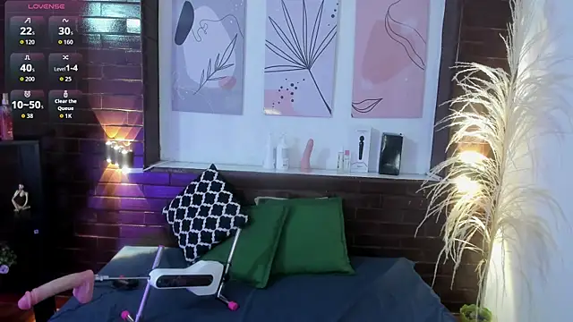 Snapshot of Celestehonney chatting on April 2026 03:42:02 PM Celestehonney online show from April 2026 03:42:02 PM