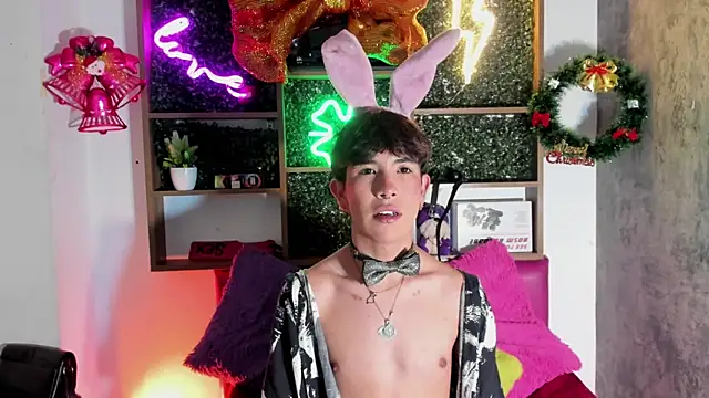 Angeldust19 online show from December 2025 03:05:01 AM