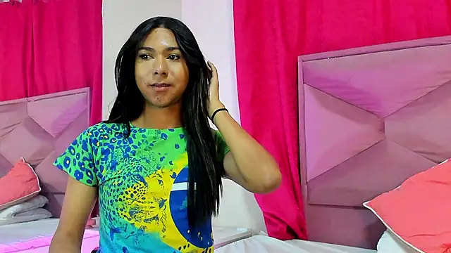 Snapshot of Hopemoretti chatting on November 2025 02:26:01 AM Hopemoretti online show from November 2025 02:26:01 AM