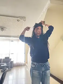 Hopemoretti online show from February 2026 07:31:01 PM