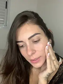 Snapshot of fer-nanda chatting on April 2026 10:03:01 PM fer-nanda online show from April 2026 10:03:01 PM