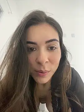 Snapshot of fer-nanda chatting on May 2026 09:09:01 PM fer-nanda online show from May 2026 09:09:01 PM