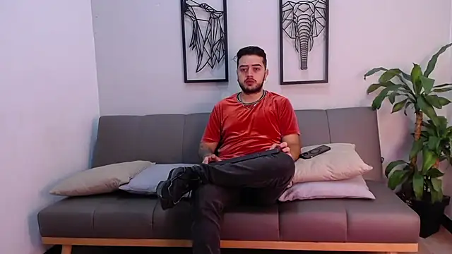 Ethan Greys online show from December 2025 04:07:02 AM