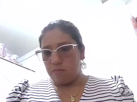 marcelaxxxl online show from November 2025 04:18:01 PM