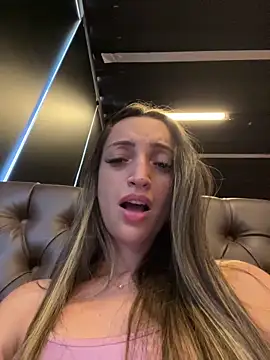 BelleRune online show from April 2026 07:30:02 PM