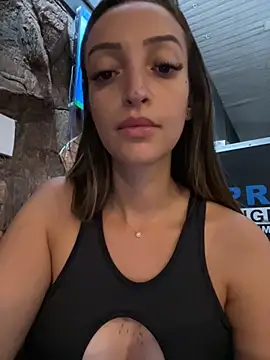 BelleRune online show from April 2026 07:15:02 PM