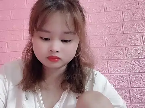 Snapshot of Lina8386 chatting on November 2025 11:26:01 PM Lina8386 online show from November 2025 11:26:01 PM